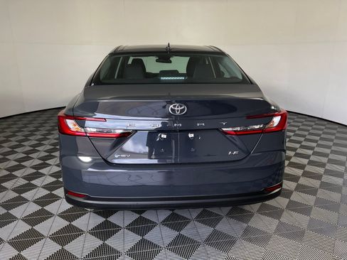 Used 2025 Toyota Camry LE image 6