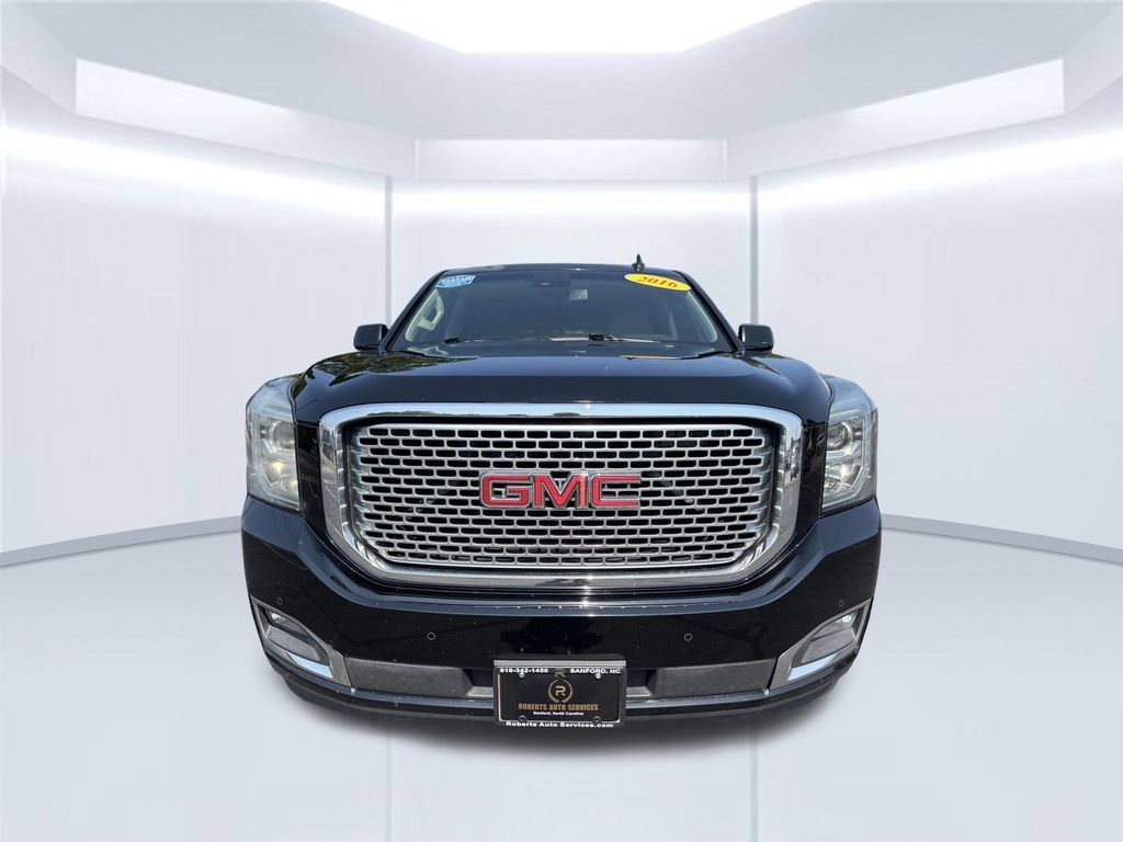 Used 2016 GMC Yukon Denali w/ Open Road Package AWD/4WD image 9