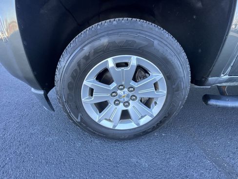 Used 2018 Chevrolet Colorado LT w/ Luxury Package, Chrome image 10