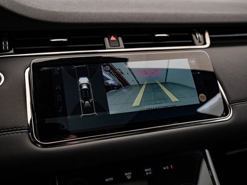 Used 2023 Land Rover Range Rover Evoque R-Dynamic SE image 35