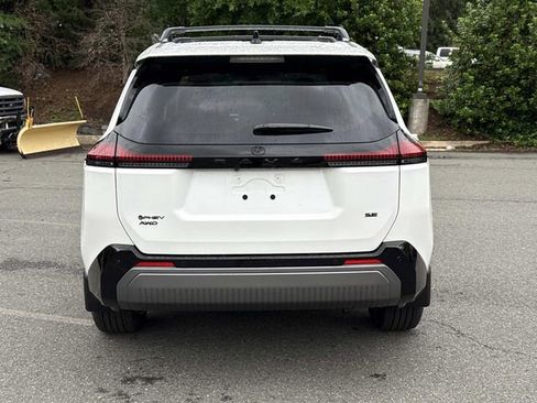 Used 2026 Toyota RAV4 SE w/ Convenience Package AWD/4WD image 3