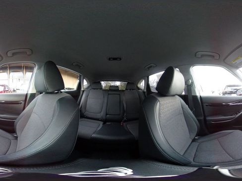 Used 2025 Kia Seltos S image 44