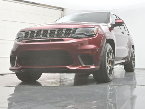Used 2020 Jeep Grand Cherokee Trackhawk w/ Trailer Tow Group IV AWD/4WD image 28