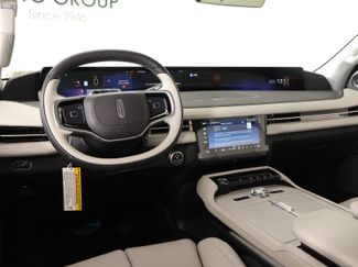 New 2026 Lincoln Navigator Premiere AWD/4WD video 2