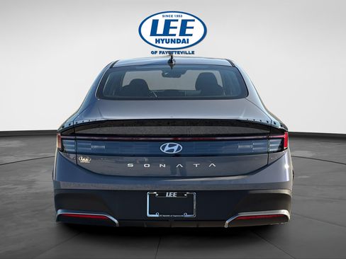Certified 2026 Hyundai Sonata SE FWD image 4