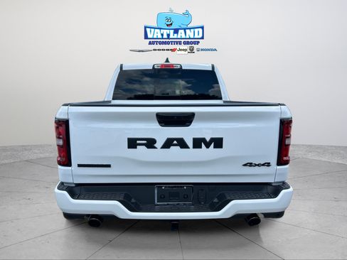 New 2026 RAM 1500 Big Horn AWD/4WD image 4