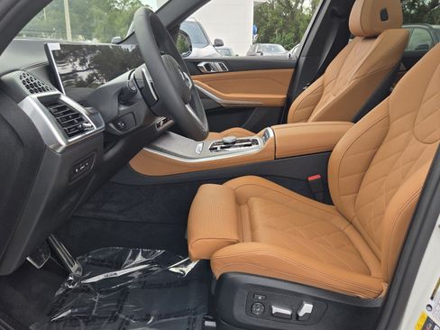 Used 2026 BMW X5 xDrive50e w/ M Sport Package AWD/4WD image 10
