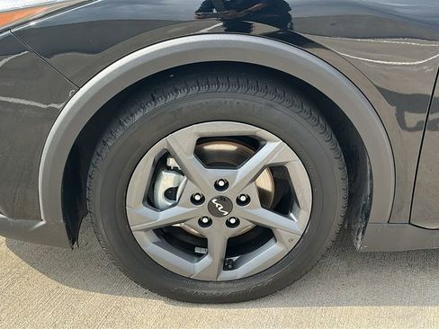 Used 2025 Kia K4 LXS image 6