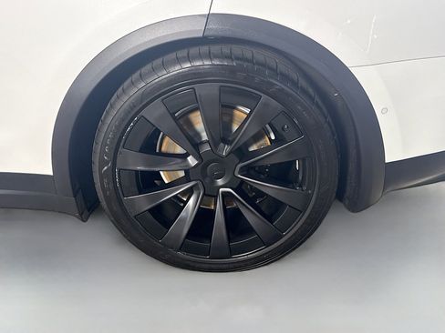 Used 2022 Tesla Model X Plaid AWD/4WD image 33