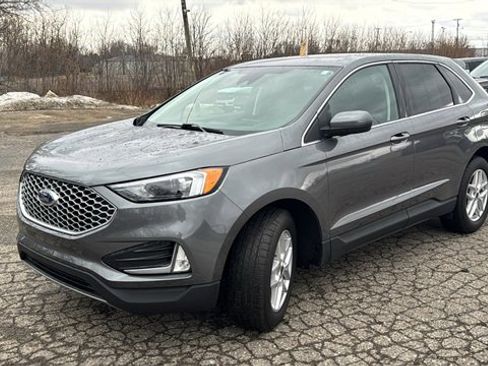 Certified 2024 Ford Edge SEL w/ Convenience Package image 7