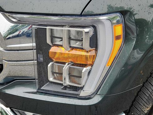 Used 2021 Ford F150 XLT w/ Equipment Group 302A High AWD/4WD image 10