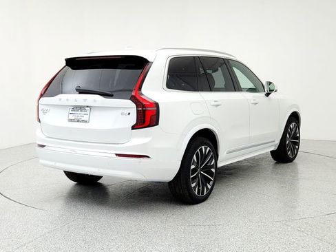 New 2025 Volvo XC90 B6 Plus w/ Protection Package Premier image 5