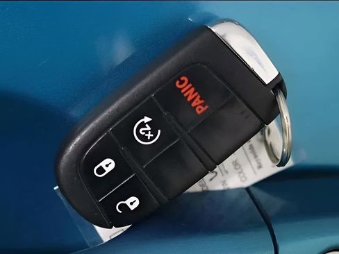 Used 2019 Jeep Renegade Latitude image 11