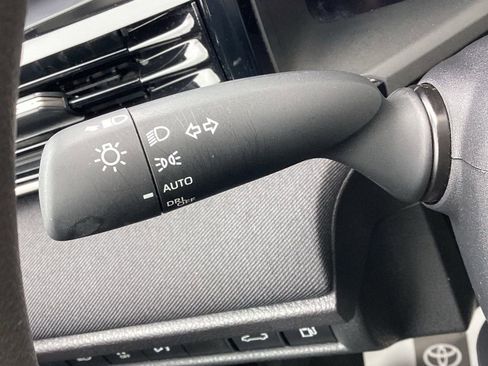 Used 2025 Toyota Camry LE image 20