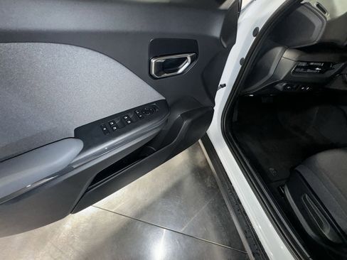 New 2025 Kia K4 EX image 16