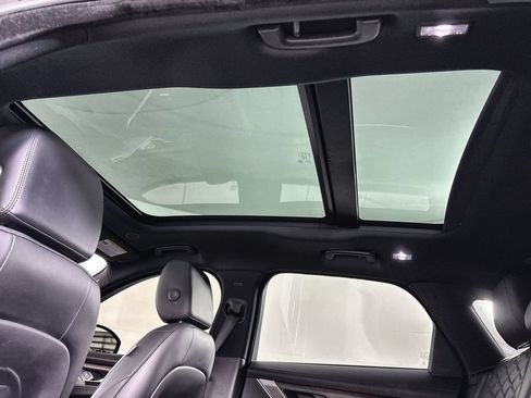 Used 2021 Jaguar F-PACE S AWD/4WD image 16