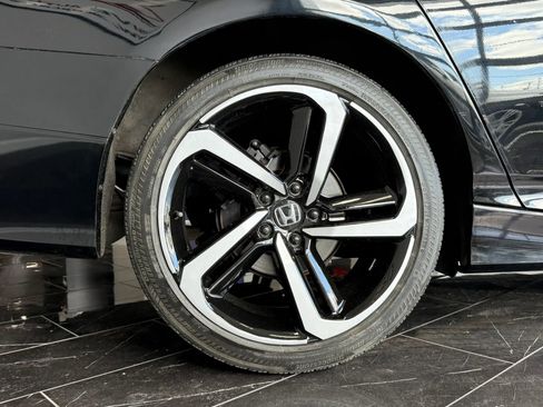 Used 2019 Honda Accord Sport image 24
