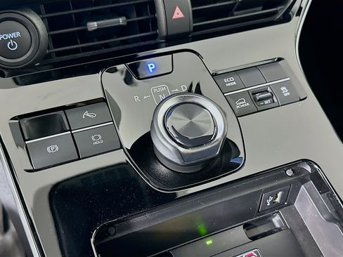 Used 2024 Toyota bZ4X XLE w/ Weather Package image 25