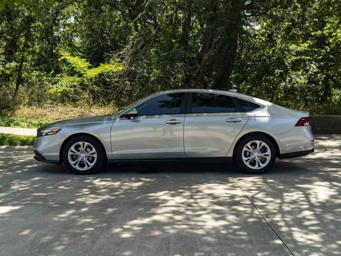 Used 2024 Honda Accord LX image 6