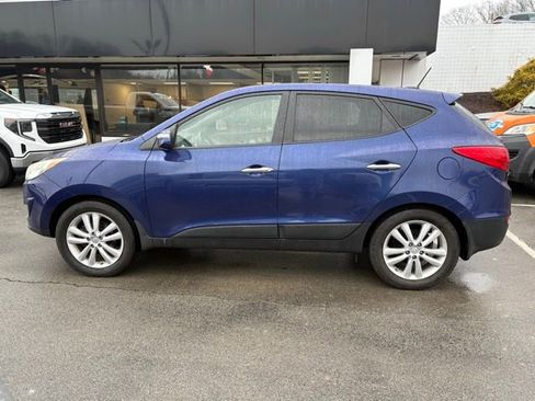 Used 2012 Hyundai Tucson Limited w/ Premium Pkg image 2
