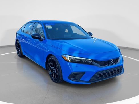 Certified 2024 Honda Civic Sport image 3