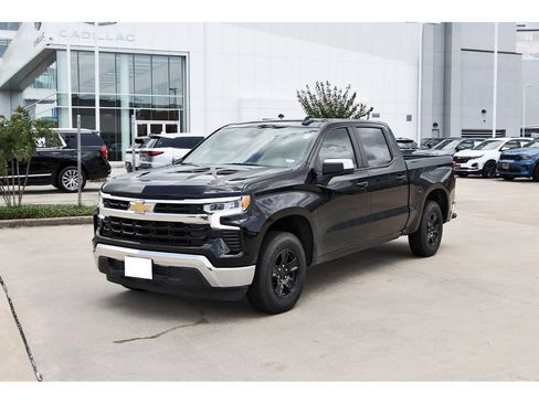 Used 2023 Chevrolet Silverado 1500 LT RWD image 3