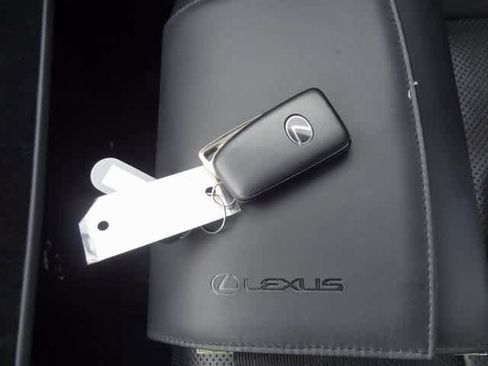 Used 2022 Lexus RX 350 AWD w/ Premium Package image 32