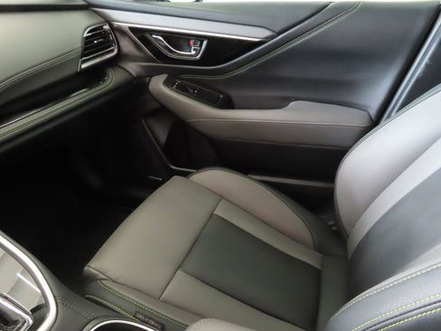 Certified 2025 Subaru Outback Onyx Edition image 21