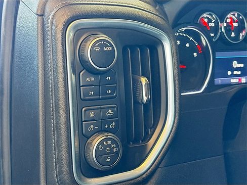 Used 2022 Chevrolet Silverado 2500 LTZ image 10