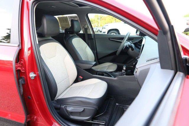 Used 2024 Kia Niro SX Touring FWD image 48
