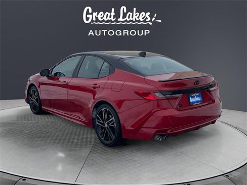 Used 2025 Toyota Camry XSE image 3