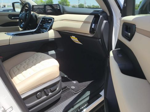 New 2026 Nissan Armada Platinum AWD/4WD image 11