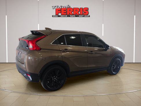 Used 2018 Mitsubishi Eclipse Cross LE AWD/4WD image 5