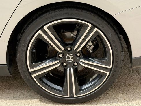 Used 2024 Honda Accord Sport image 25