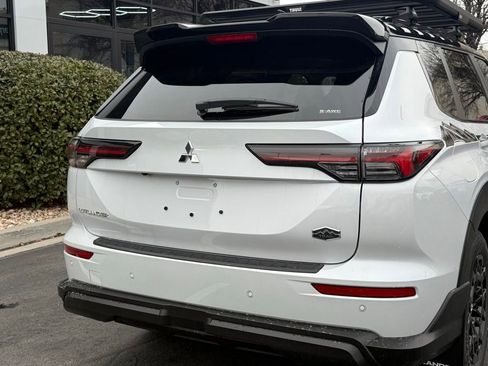 New 2026 Mitsubishi Outlander Trail Edition image 36