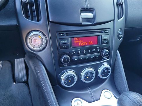 Certified 2020 Nissan 370Z Coupe image 20