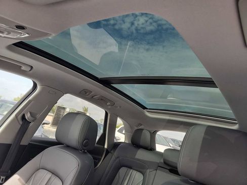 Certified 2022 Audi Q5 2.0T Premium w/ Convenience Package image 18