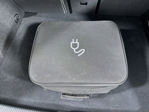 Used 2018 Audi A3 e-tron Premium w/ Sport Package image 40