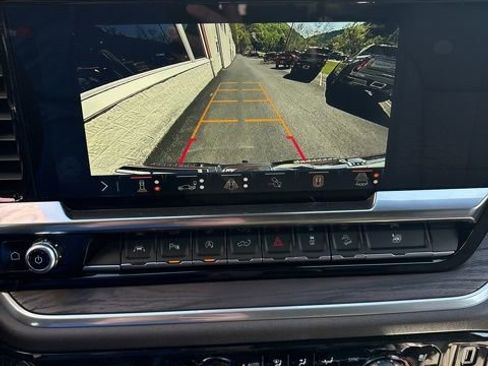 New 2026 GMC Sierra 1500 SLT w/ SLT Premium Package AWD/4WD image 23