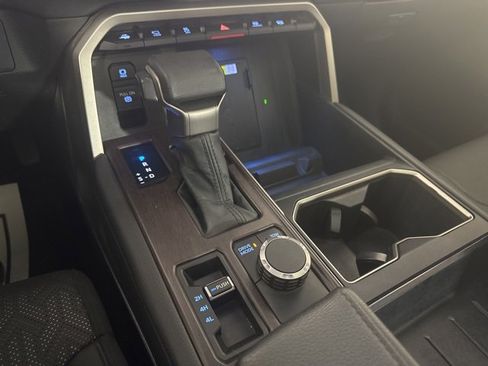 Used 2022 Toyota Tundra Limited image 17