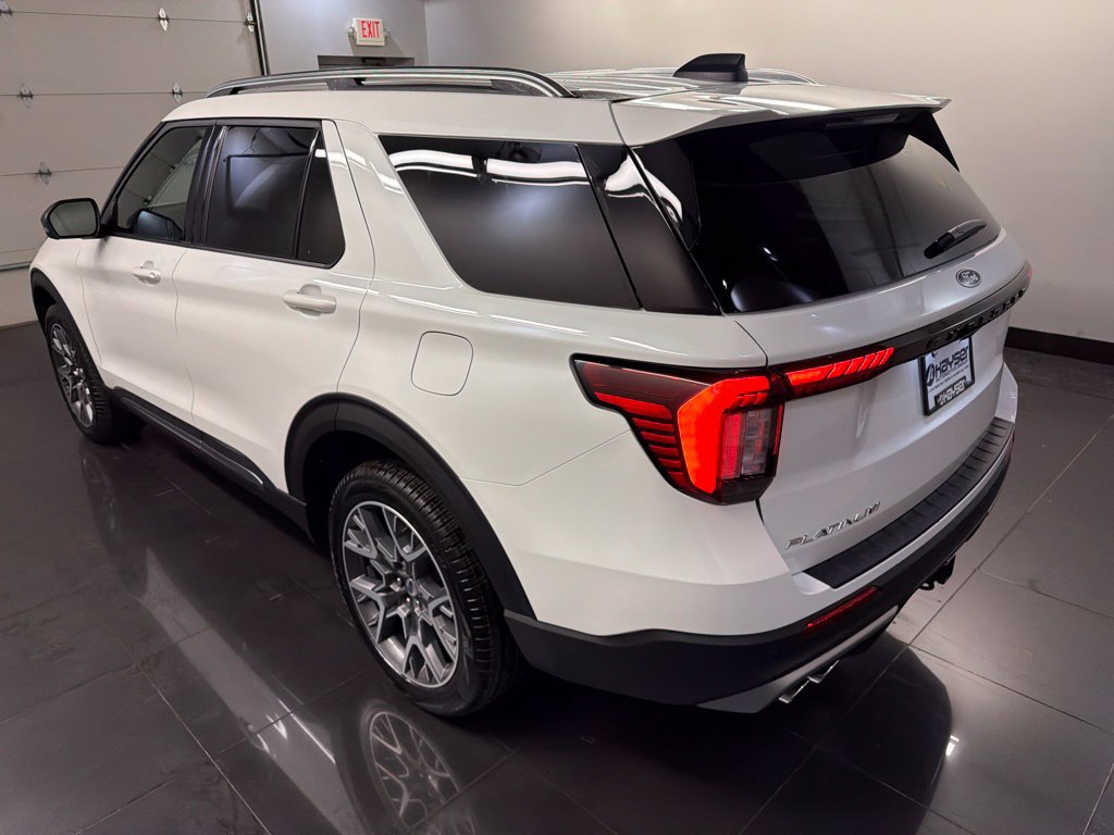 New 2027 Ford Explorer Platinum w/ 3.0L Ultimate Package AWD/4WD image 4