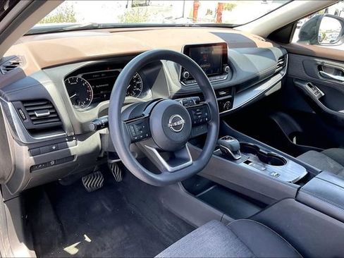 Certified 2023 Nissan Rogue SV FWD image 14