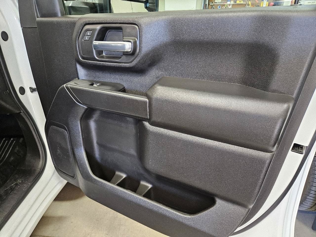 Used 2026 Chevrolet Silverado 3500 W/T AWD/4WD image 18