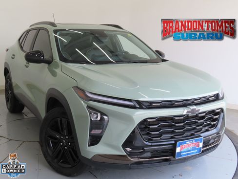 Used 2025 Chevrolet Trax ACTIV w/ Sunroof Package FWD image 1