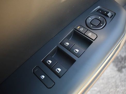 New 2026 Kia K4 LXS FWD image 18