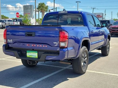 Used 2023 Toyota Tacoma SR5 w/ Technology Package AWD/4WD image 6