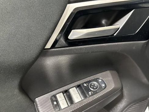 Used 2024 Mitsubishi Outlander ES AWD/4WD image 20