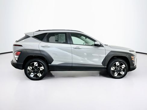 Used 2025 Hyundai Kona SEL AWD/4WD image 10