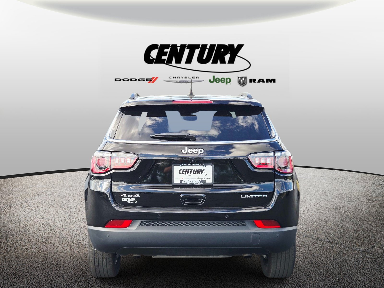 Used 2025 Jeep Compass Limited AWD/4WD image 5