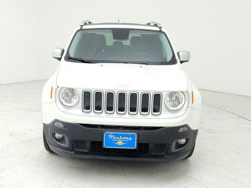 Used 2016 Jeep Renegade Limited image 2